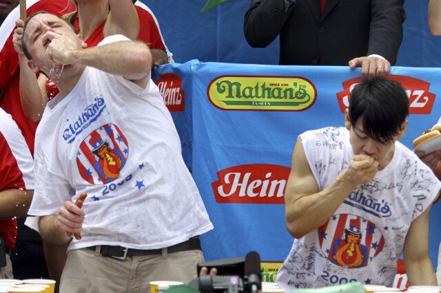 Joey Chestnut, Takeru Kobayashi untuk bersaing dalam pertandingan Netflix